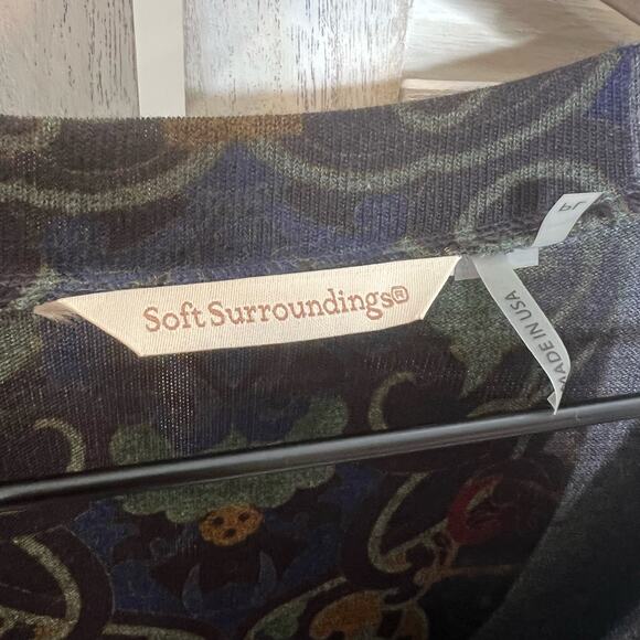 SOFT SURROUNDINGS Women's Pet L Poppy Feild Printed Dark Floral Tunic Top - Picture 9 of 16